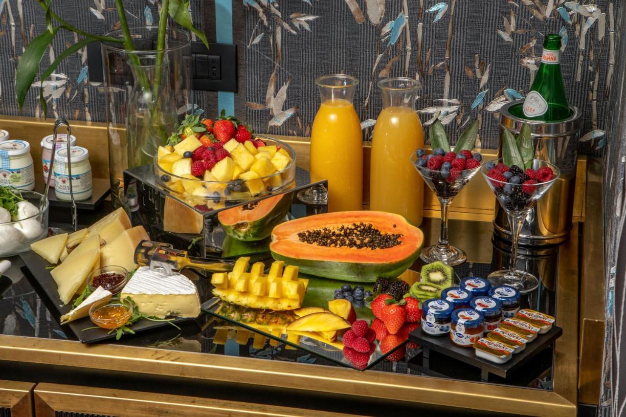 The Inn At The Spanish Steps Luxury Collection - Mario De' Fiori Suite Rom Exteriör bild